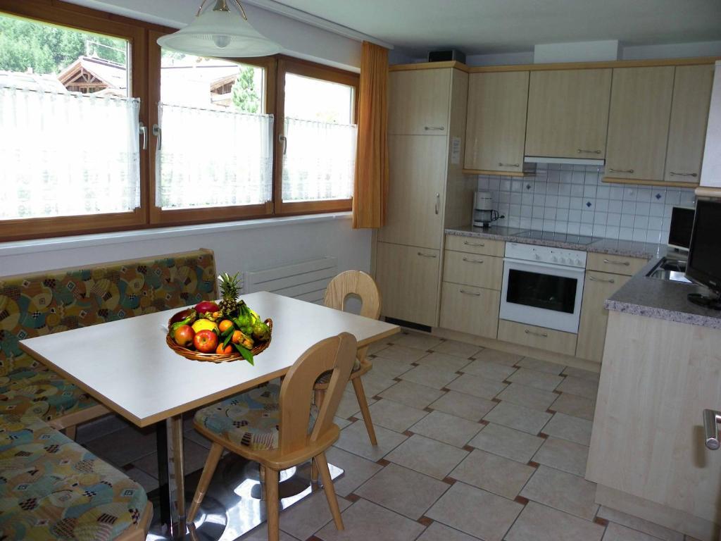 Apartamento Chasa Vaidum Samnaun Habitación foto