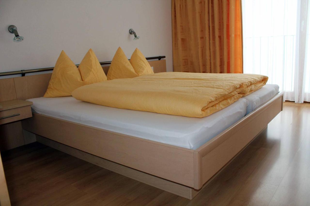 Apartamento Chasa Vaidum Samnaun Habitación foto